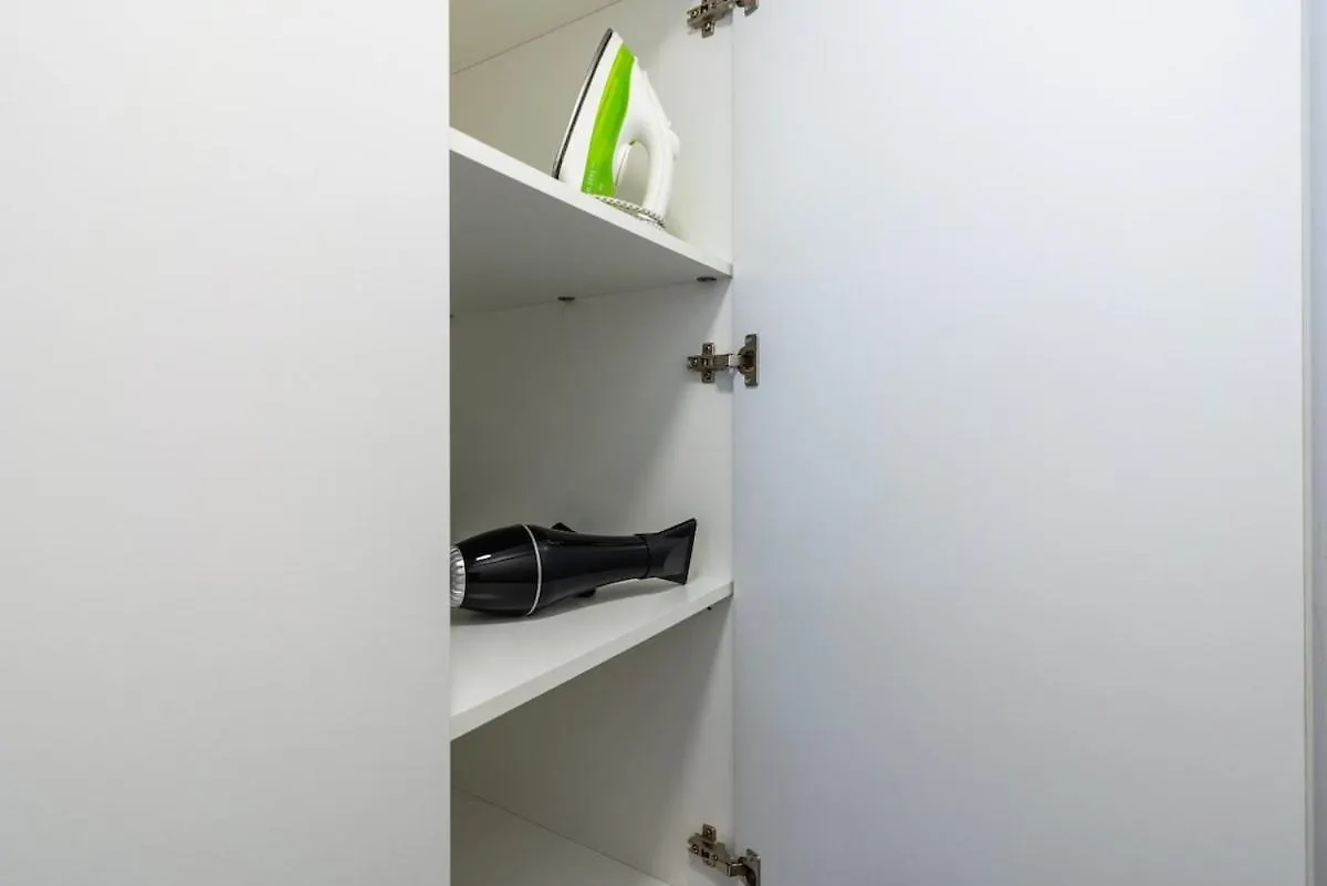Tangerine Modern 1-Br Apartment In Larnaca Cyprus